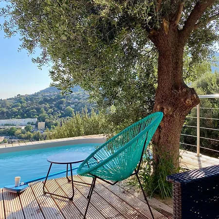 빌라 Cote D'azur Piscine Et *