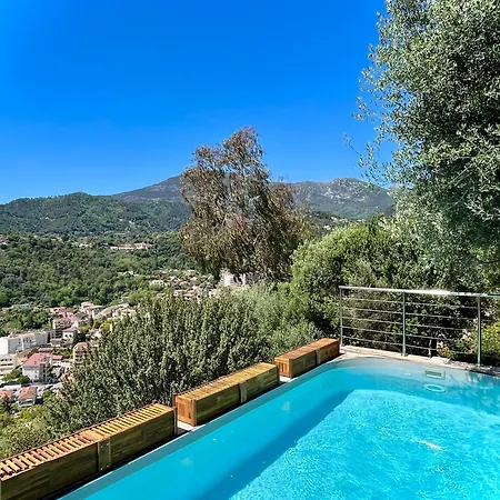 빌라 Cote D'azur Piscine Et *